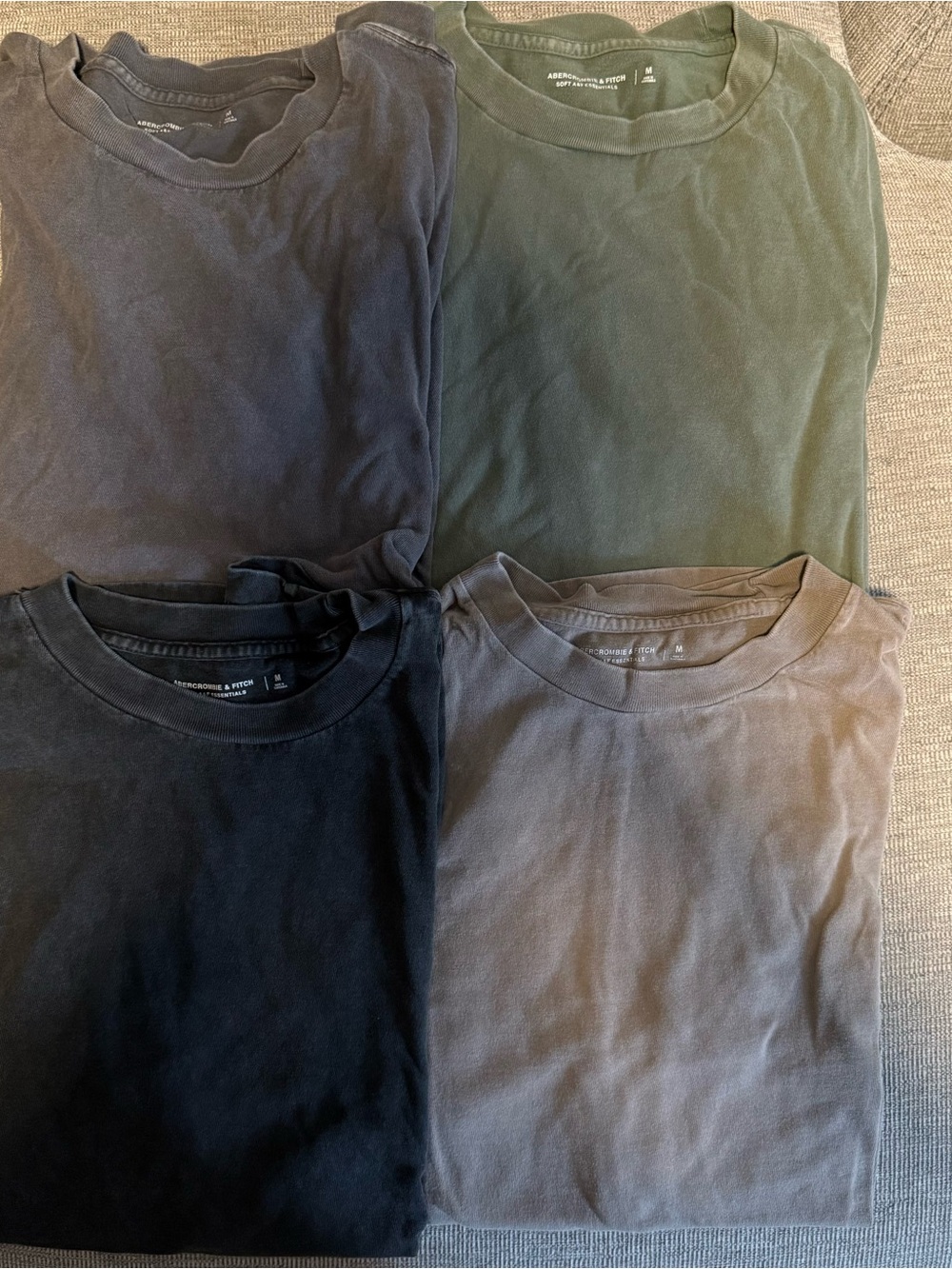 Abercrombie & Fitch essential tee bundle